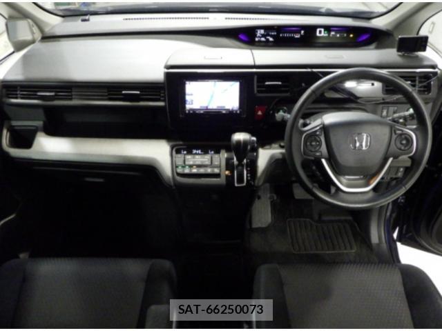Honda e 2018-12 8008002-2