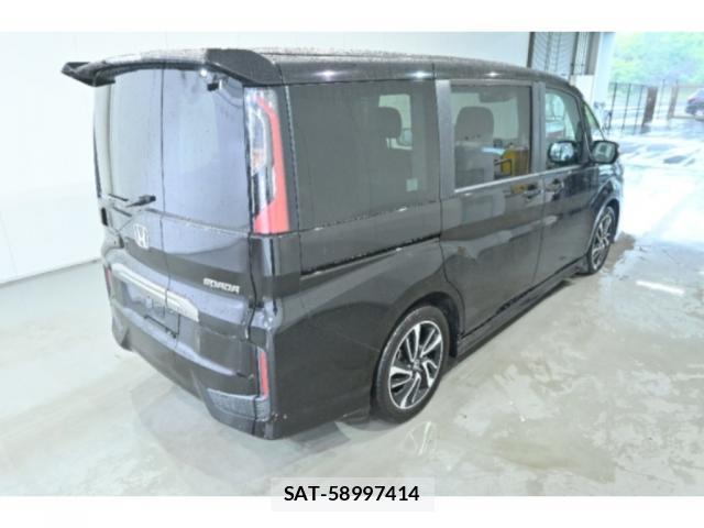 Honda e 2021-07 8008027-4