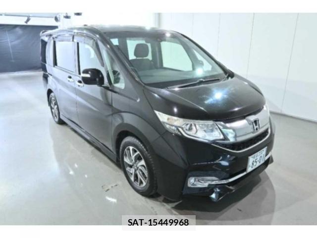 Honda e 2016-05 8008059-0