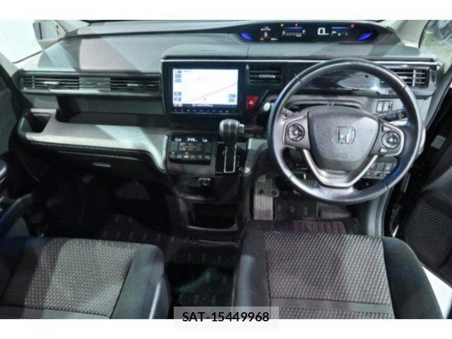 Honda e 2016-05 8008059-2