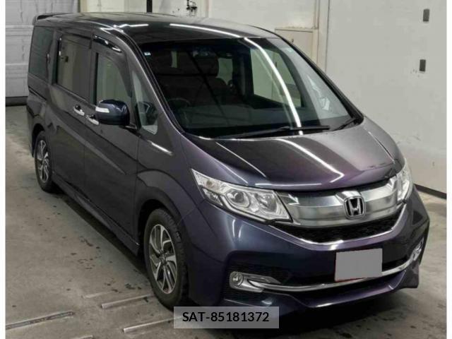 Honda e 2015-07 8008076-0