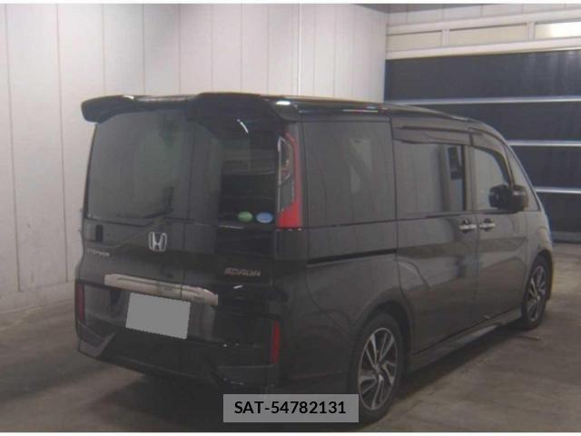 Honda e 2017-05 8008098-1