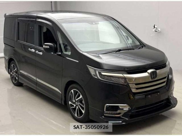 Honda e 2018-03 8008099-0