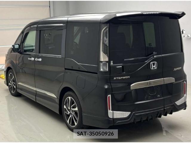 Honda e 2018-03 8008099-3