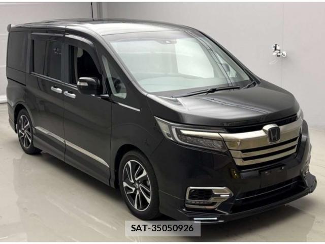 Honda e 2018-03 8008099-4