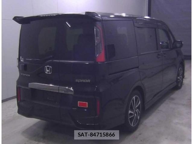 Honda e 2022-04 8008105-4