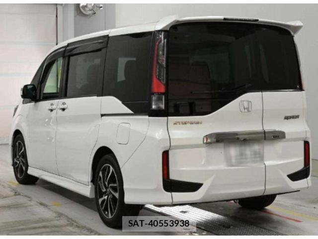 Honda e 2021-12 8008107-4