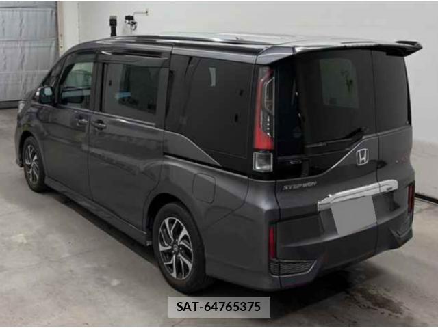 Honda e 2021-12 8008111-4