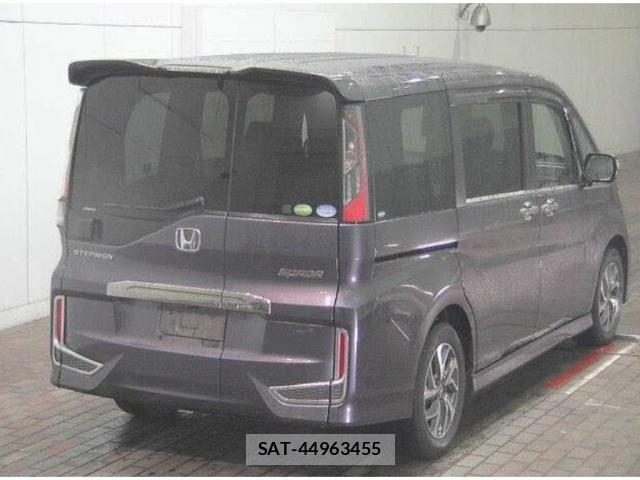 Honda e 2016-03 8008114-1