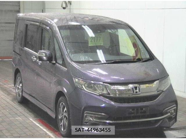 Honda e 2016-03 8008114-3