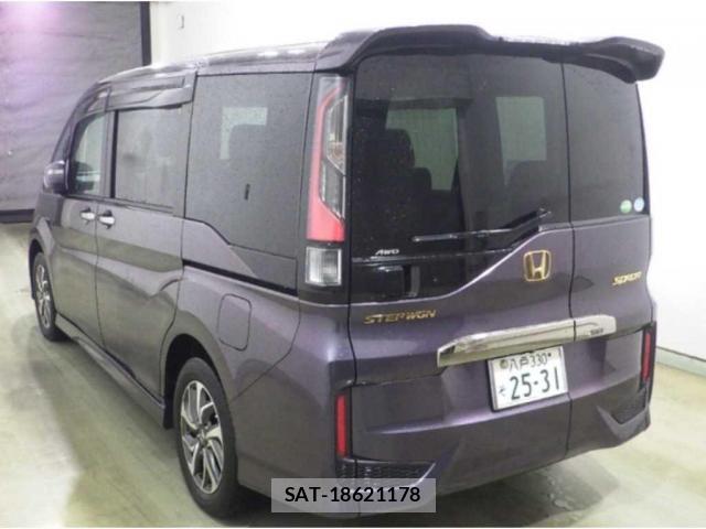 Honda e 2016-10 8008124-1