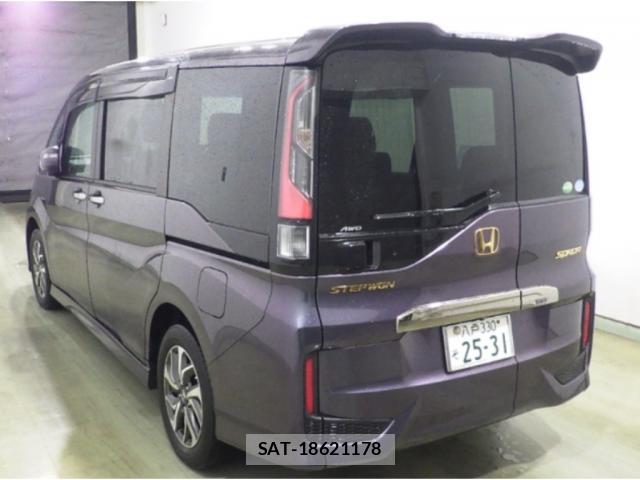 Honda e 2016-10 8008124-3