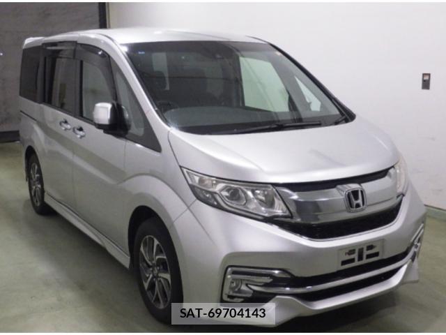 Honda e 2015-07 8008125-0