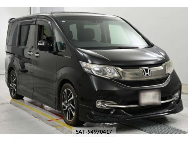 Honda e 2015-04 8008132-0