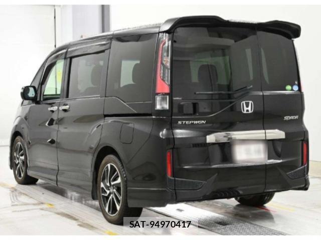 Honda e 2015-04 8008132-1