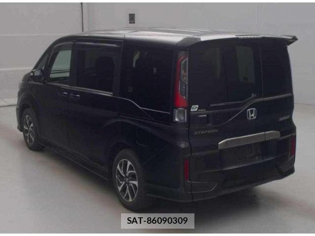 Honda e 2019-11 8008134-1