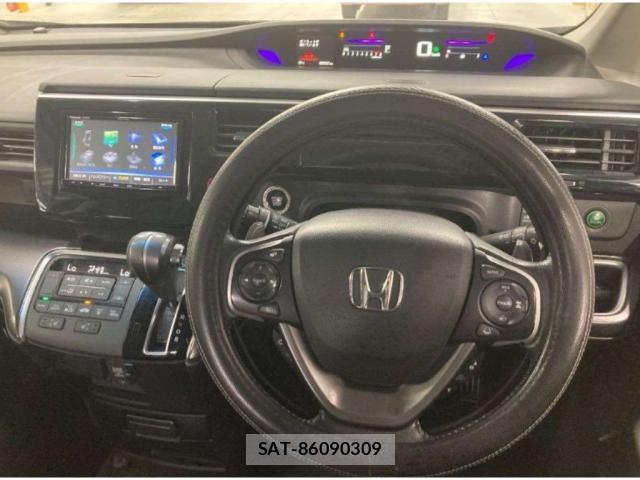 Honda e 2019-11 8008134-2
