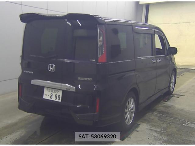 Honda e 2016-06 8008198-4