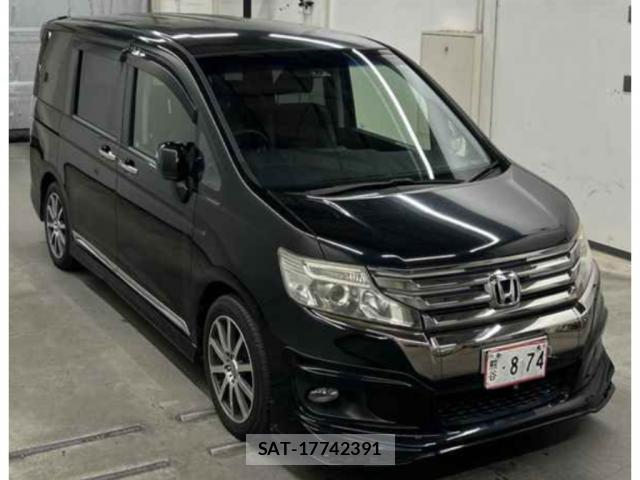 Honda e 2013-05 8008200-3