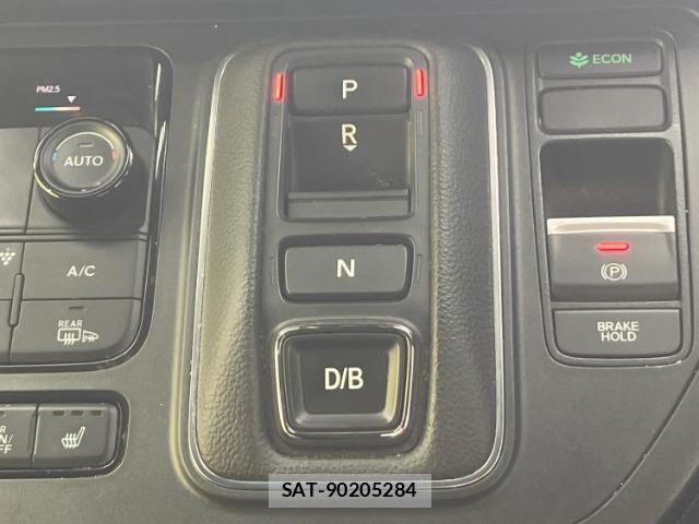 Honda e 2022-12 8008365-17