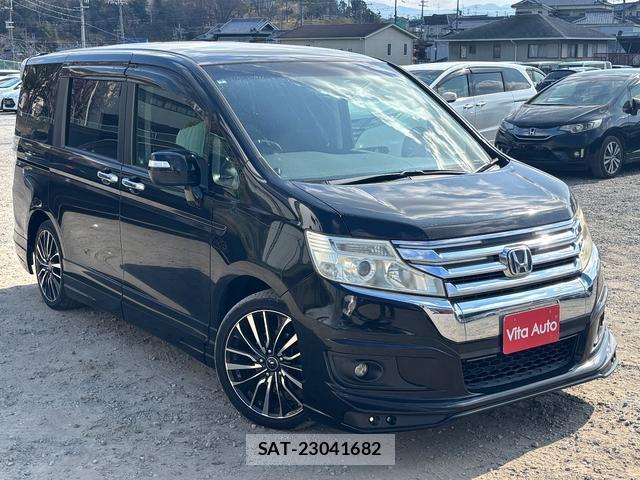 Honda e 2013-01 8008378-1