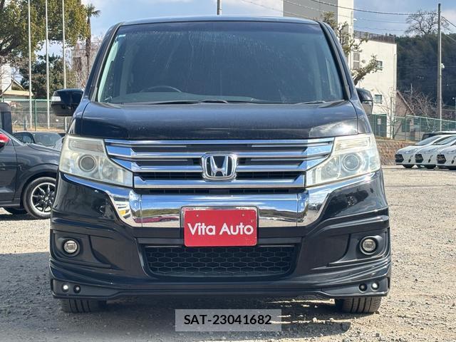 Honda e 2013-01 8008378-12