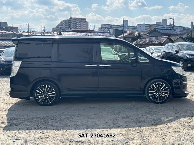 Honda e 2013-01 8008378-2