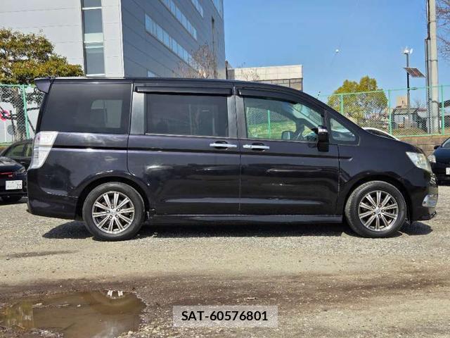 Honda e 2011-11 8008380-2