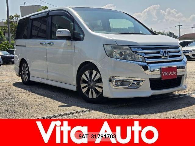 Honda e 2013-04 8008387-0