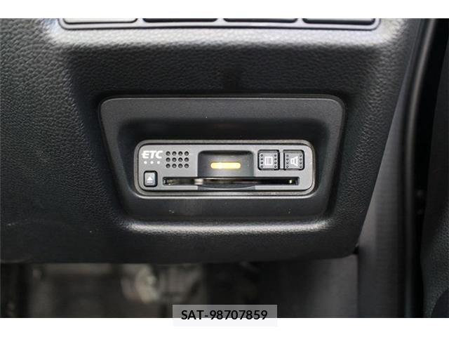 Honda e 2017-10 8008447-4