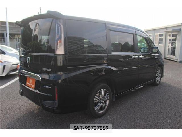 Honda e 2017-10 8008447-9