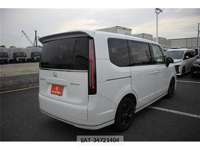 Honda e 2025-10 8008583-13