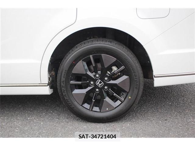 Honda e 2025-10 8008583-17