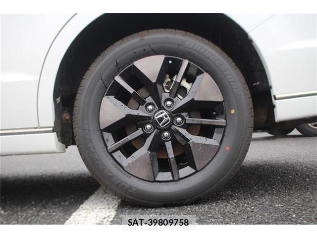 Honda e 2025-10 8008584-19