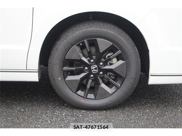 Honda e 2025-10 8008585-10