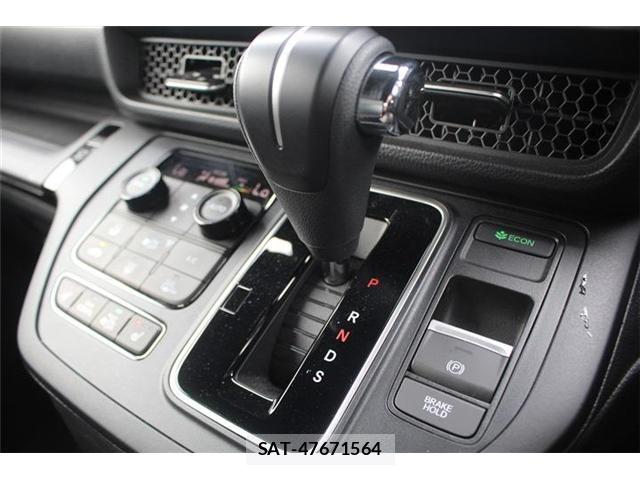 Honda e 2025-10 8008585-5