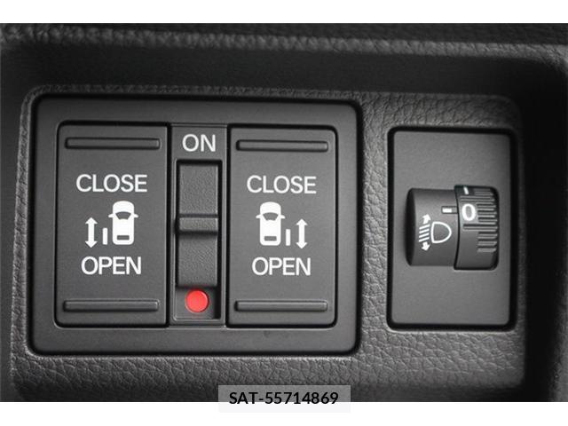 Honda e 2025-10 8008587-3