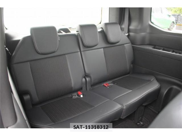Honda e 2025-10 8008588-10