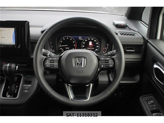 Honda e 2025-10 8008588-12