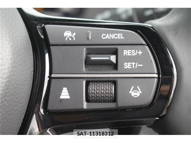 Honda e 2025-10 8008588-15