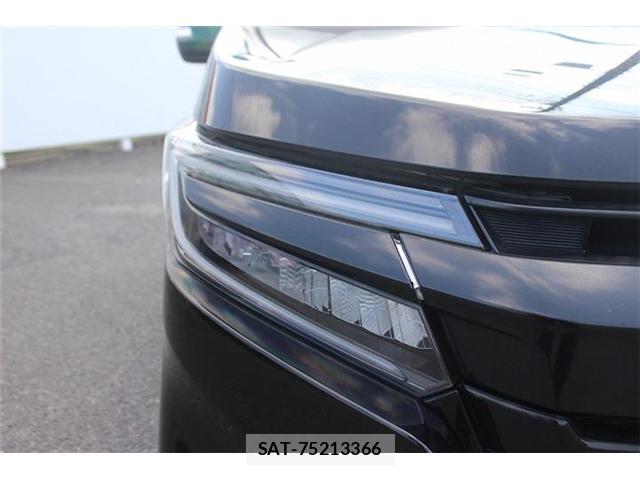 Honda e 2017-11 8008613-15