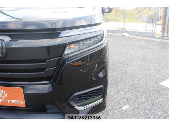 Honda e 2017-11 8008613-18