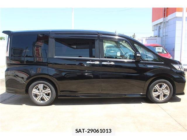 Honda e 2017-11 8008637-13