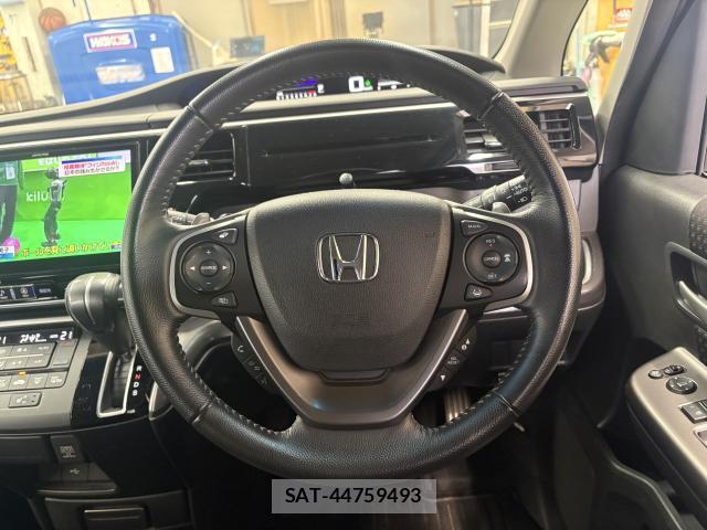 Honda e 2021-09 8008693-17