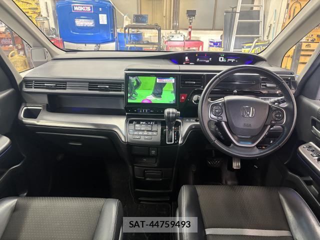 Honda e 2021-09 8008693-2