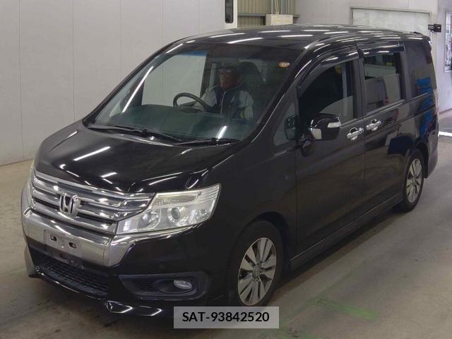 Honda e 2014-02 8008831-4