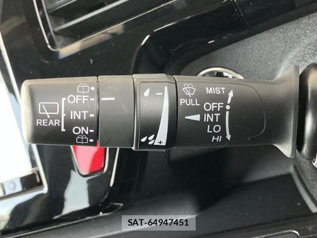 Honda e 2016-01 8008897-16