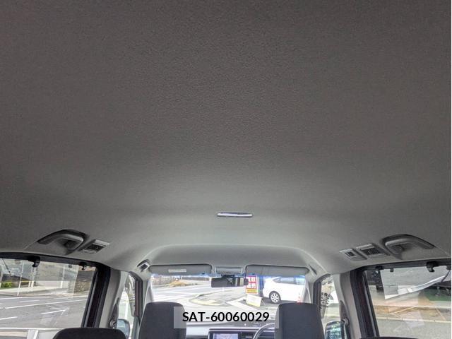Honda e 2017-11 8008909-16