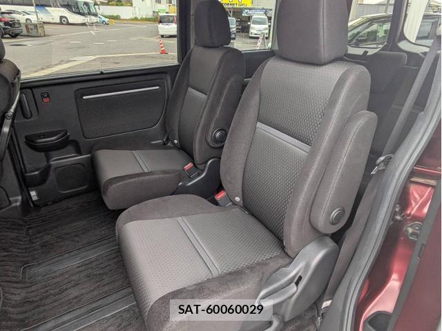 Honda e 2017-11 8008909-6