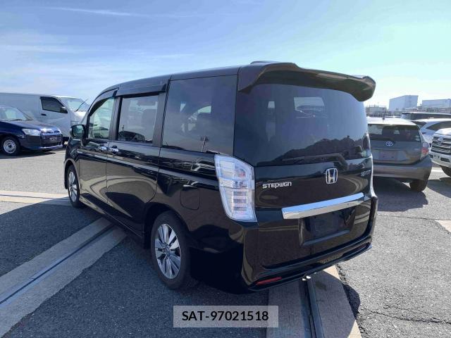 Honda e 2015-03 8008963-1